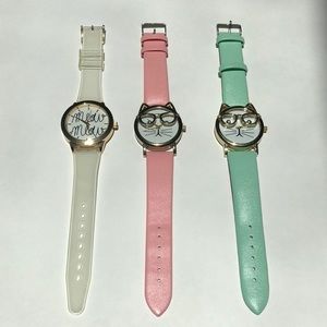 Cat face wristwatch